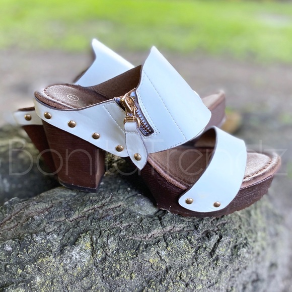 Bonita_Trendz Shoes - White Wood Effect Heel Mules
